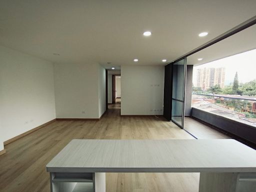 Apartamento en venta Antioquia Itagüí Santa Catalina 87 m2 Habitaciones 3 Baños 2 Garajes 1 Precio $730000000