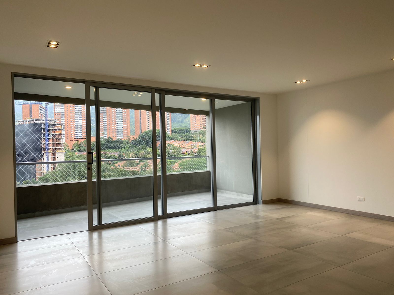 Apartamento en venta Antioquia Envigado La Mesa 169 m2 Habitaciones 3 Baños 4 Garajes 2 Precio $1460000000