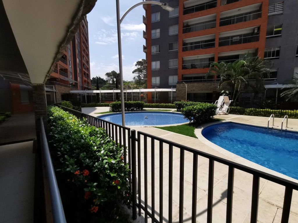 Apartamento en arriendo Valle Del Cauca Cali Urbanización Río Lili 93 m2 Habitaciones 3 Baños 3 Garajes 1 Precio $2400000