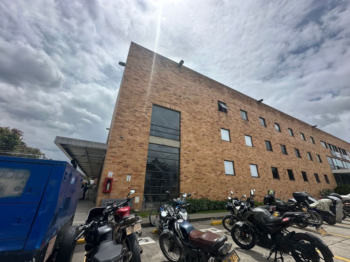 Bodega en arriendo Cundinamarca Bogotá Predio Caldas 314 m2 Habitaciones 0 Baños 3 Garajes 5 Precio $5800000