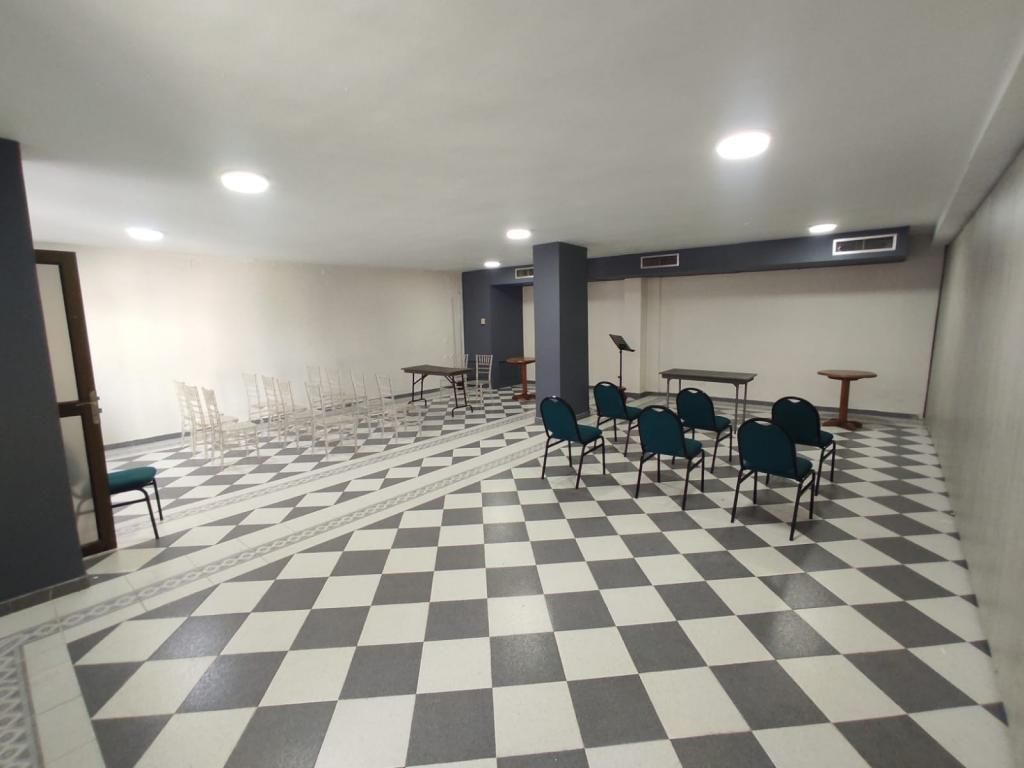 Oficina en arriendo Atlántico Barranquilla El Prado 200 m2 Habitaciones 0 Baños 2 Garajes 2 Precio $10000000