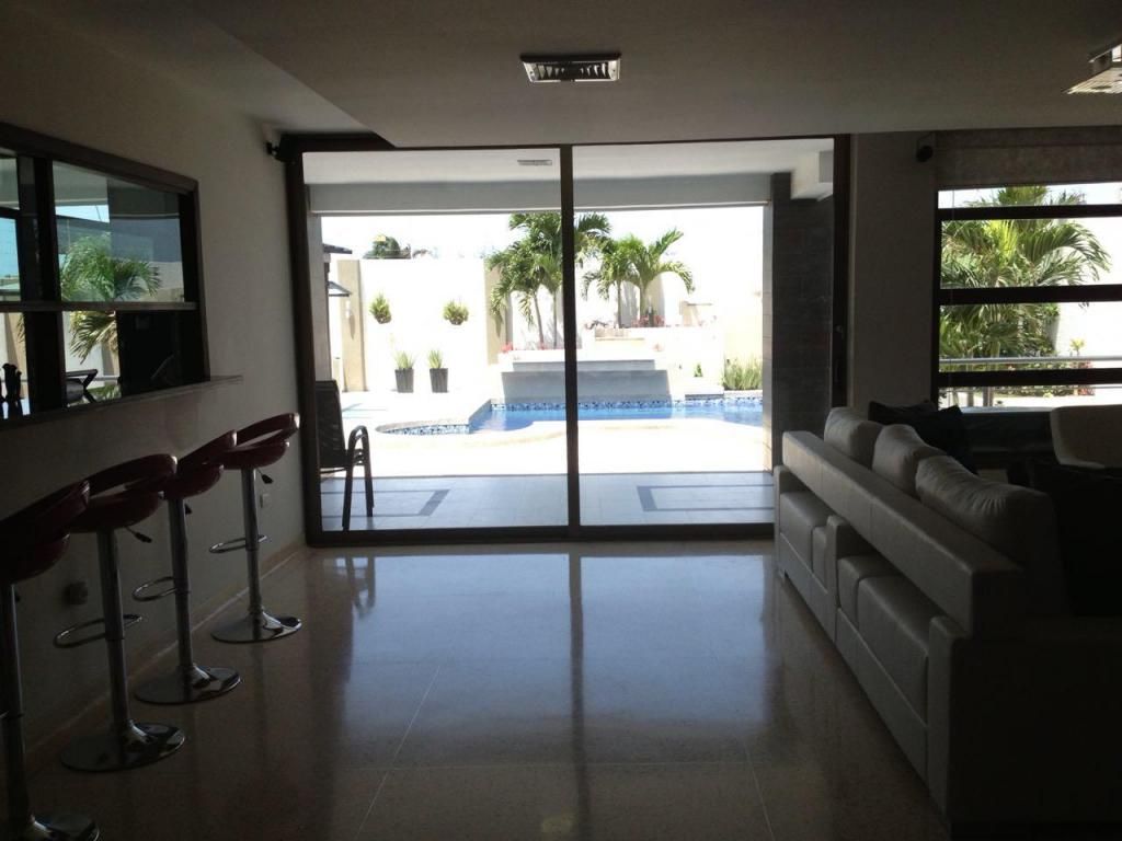 Casa en venta Atlántico Barranquilla Cr Villa Campestre 480 m2 Habitaciones 4 Baños 8 Garajes 4 Precio $2200000000
