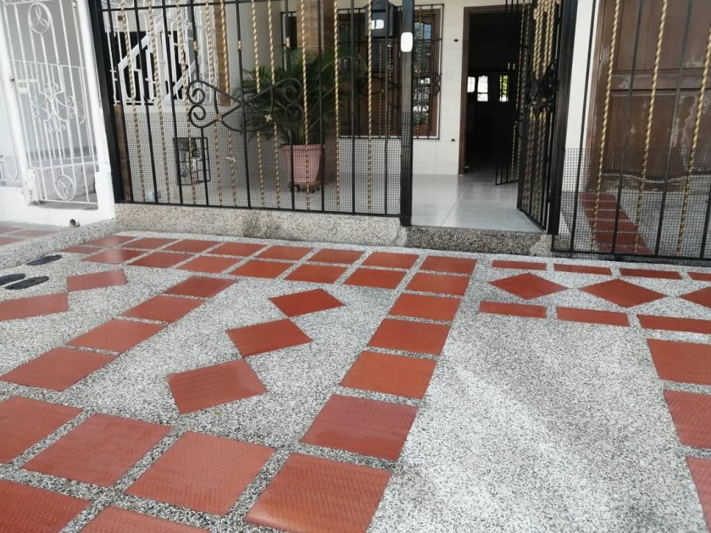 Casa en venta Atlántico Barranquilla Los Andes 272 m2 Habitaciones 3 Baños 4 Garajes 2 Precio $570000000