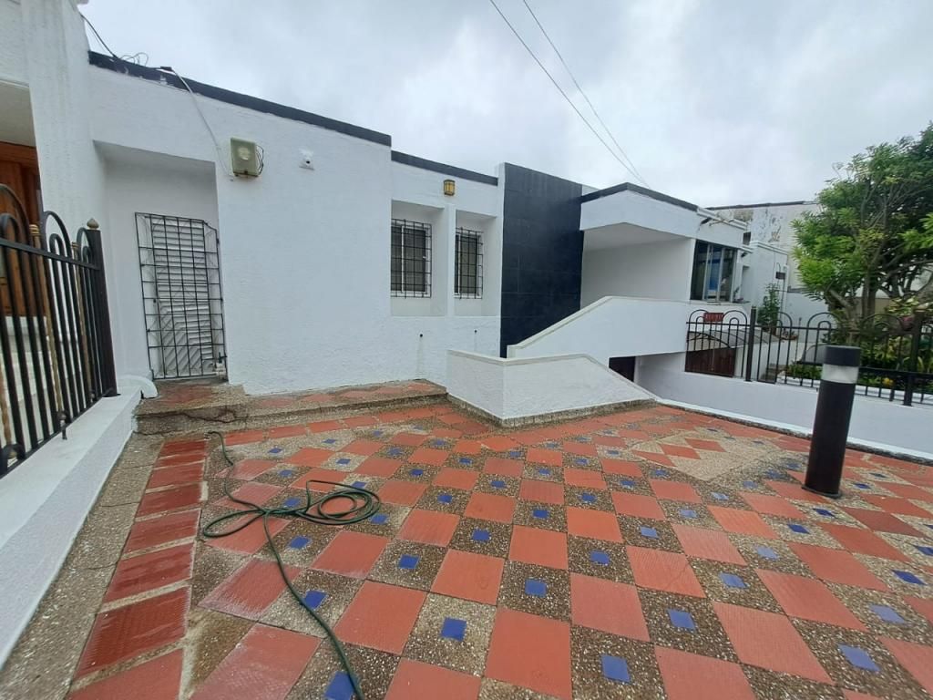 Casa en venta Atlántico Barranquilla Ciudad Jardin 200 m2 Habitaciones 4 Baños 4 Garajes 1 Precio $770000000