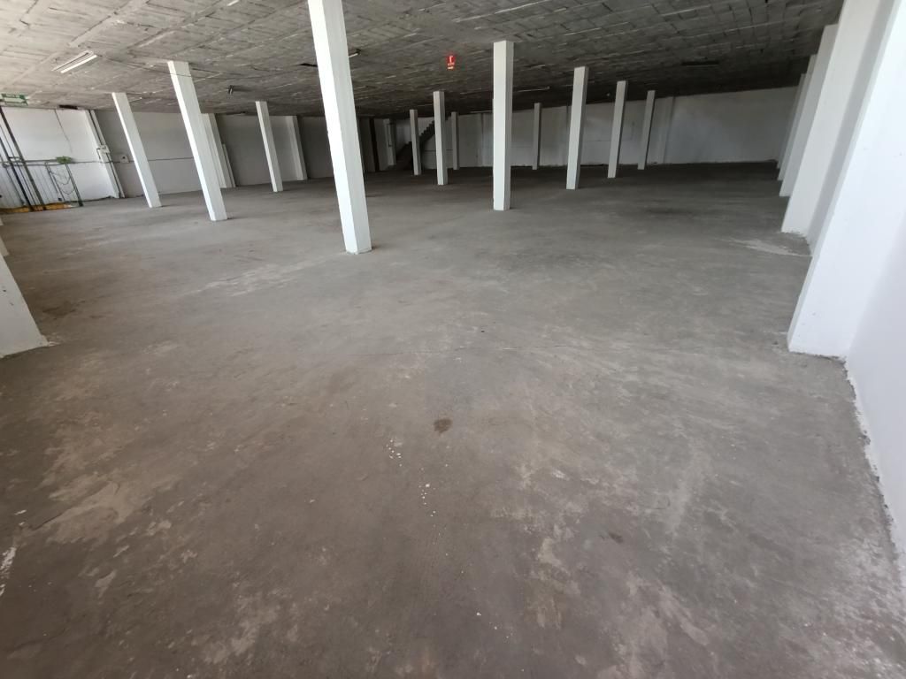 Bodega en arriendo Valle Del Cauca Cali Troncal 2300 m2 Habitaciones 0 Baños 4 Garajes 0 Precio $15000000