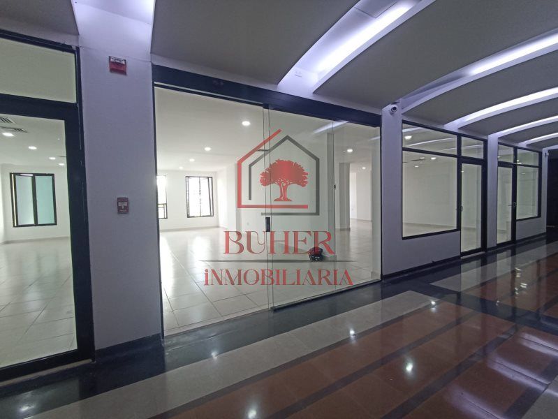 Oficina en arriendo Antioquia Medellín Los Balsos No2 728 m2 Habitaciones 0 Baños 0 Garajes 0 Precio $5781811