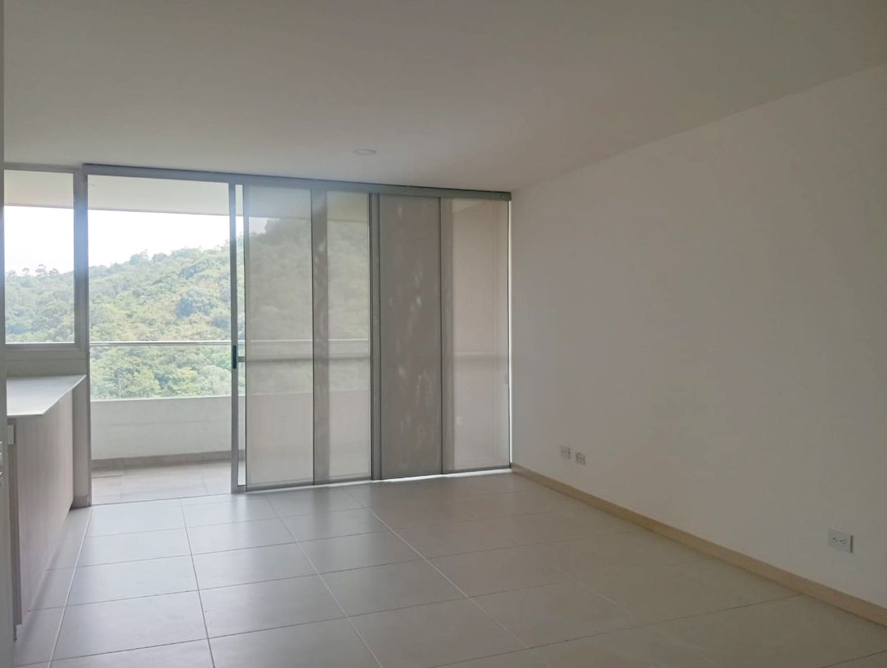 Apartamento en arriendo Antioquia Medellín Los Colores 94 m2 Habitaciones 3 Baños 3 Garajes 1 Precio $4250000