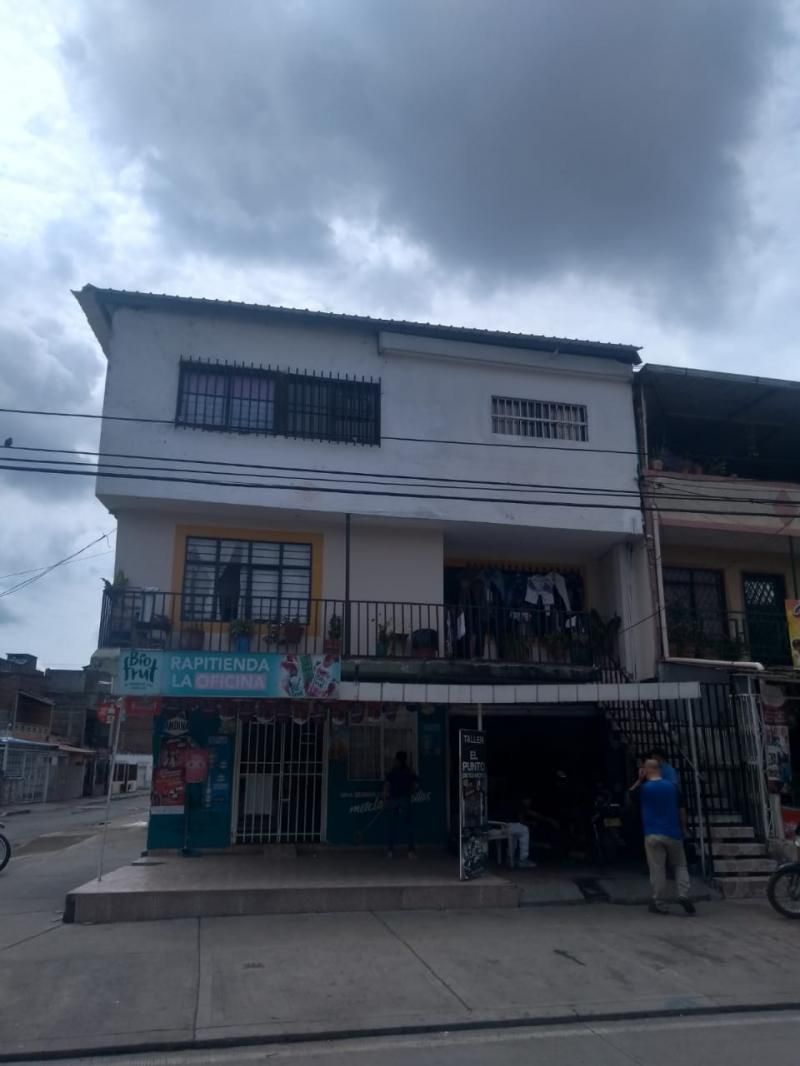 Local en arriendo Valle Del Cauca Cali La Independencia 43 m2 Habitaciones 0 Baños 1 Garajes 0 Precio $800000
