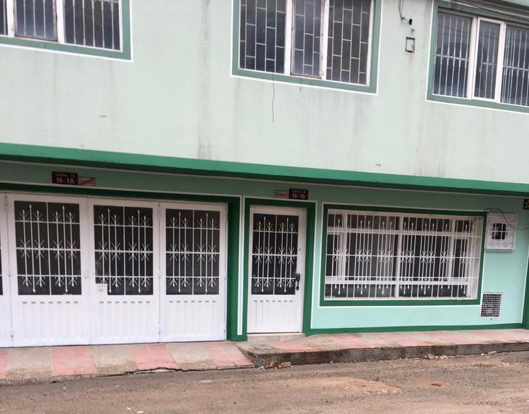 Casa en arriendo Cundinamarca Soacha Linconl 367 m2 Habitaciones 5 Baños 5 Garajes 0 Precio $6000000