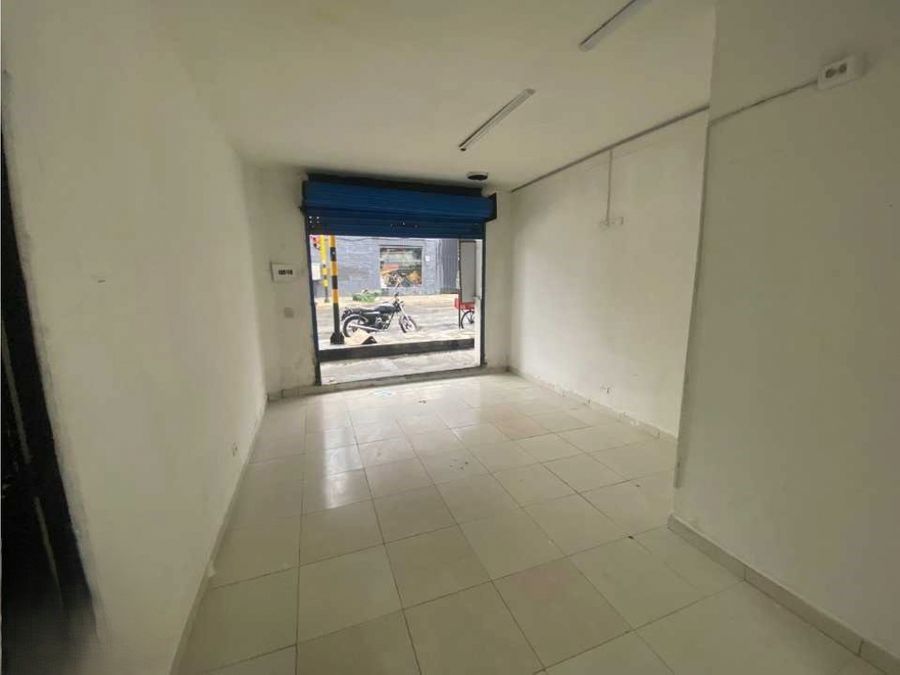 Local en arriendo Antioquia Itagüí La Esmeralda 25 m2 Habitaciones 0 Baños 0 Garajes 0 Precio $2100000