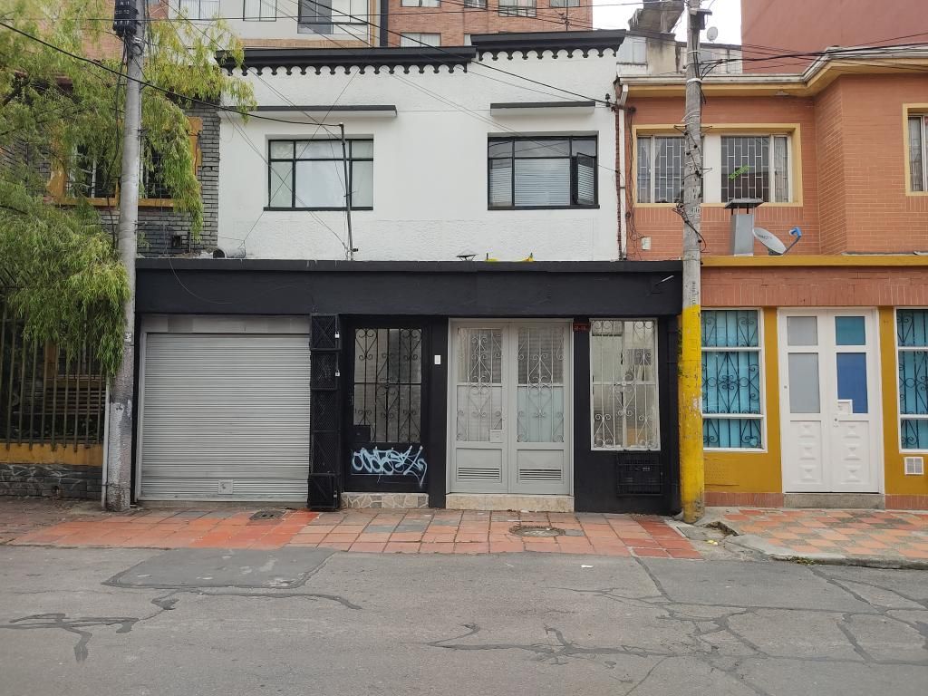Local en arriendo Cundinamarca Bogotá Marly 45 m2 Habitaciones 0 Baños 1 Garajes 0 Precio $2150000