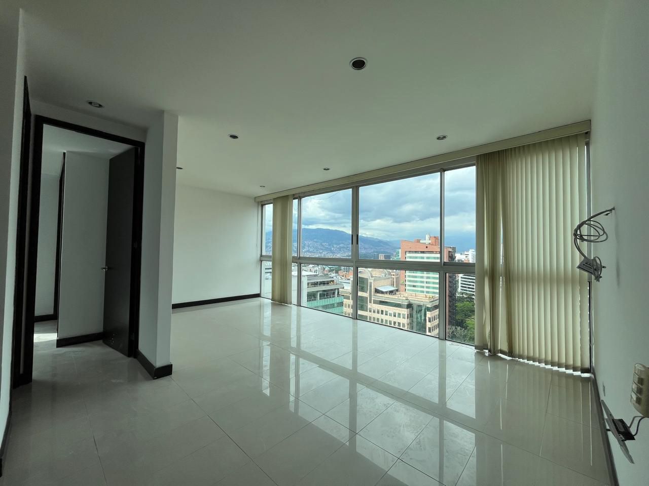 Apartamento en arriendo Antioquia Medellín Alejandria 74 m2 Habitaciones 2 Baños 2 Garajes 2 Precio $4200000