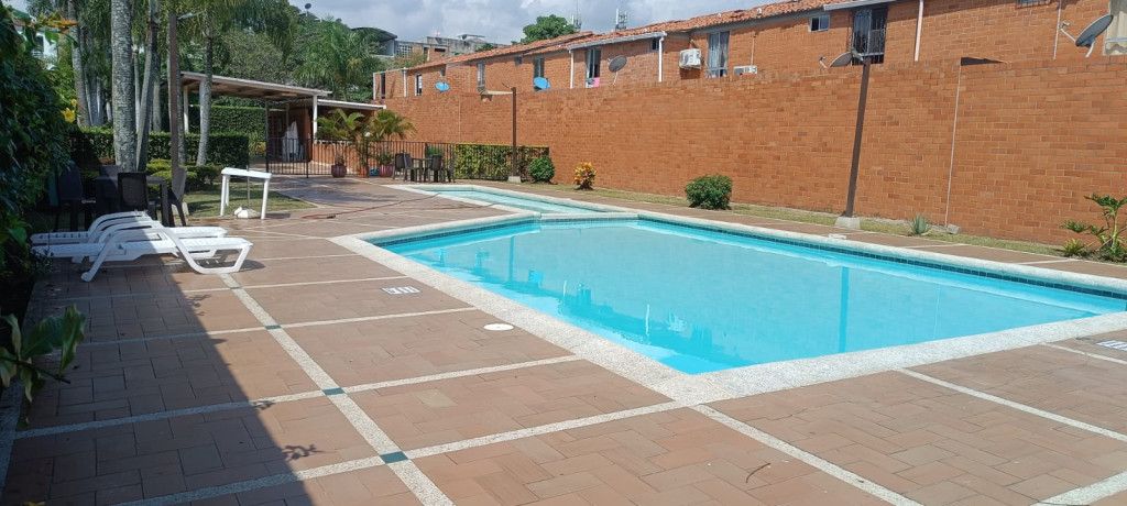 Casa en venta Valle Del Cauca Cali Ciudad Real 91 m2 Habitaciones 3 Baños 3 Garajes 2 Precio $445000000