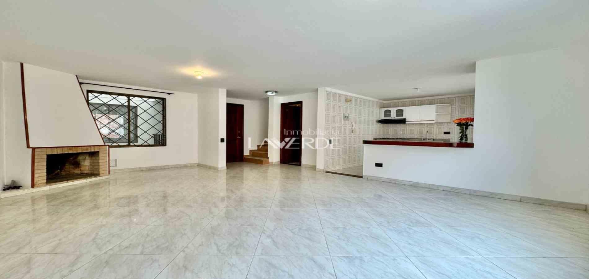 Apartamento en venta Cundinamarca Chía Chilacos 92 m2 Habitaciones 2 Baños 2 Garajes 2 Precio $320000000