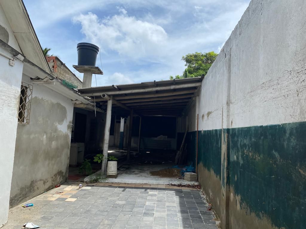 Bodega en arriendo Bolívar Cartagena Br Paulo Vi I 300 m2 Habitaciones 0 Baños 2 Garajes 0 Precio $3300000