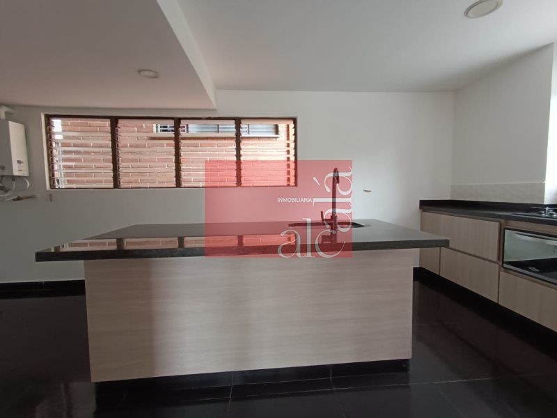 Apartamento en arriendo o venta Antioquia Medellín Las Lomas No2 134 m2 Habitaciones 3 Baños 2 Garajes 1 Precio venta $790000000 Precio arriendo $5600000