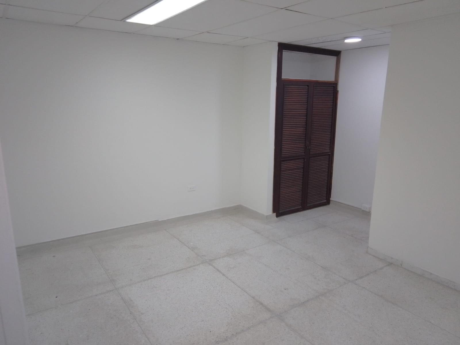 Oficina en venta Atlántico Barranquilla Ciudad Jardin 47 m2 Habitaciones 0 Baños 1 Garajes 1 Precio $190000000