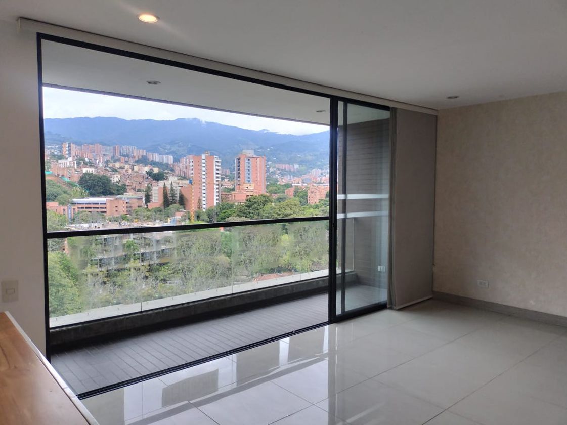 Apartamento en arriendo Antioquia Envigado Pontevedra 75 m2 Habitaciones 2 Baños 2 Garajes 1 Precio $4050000