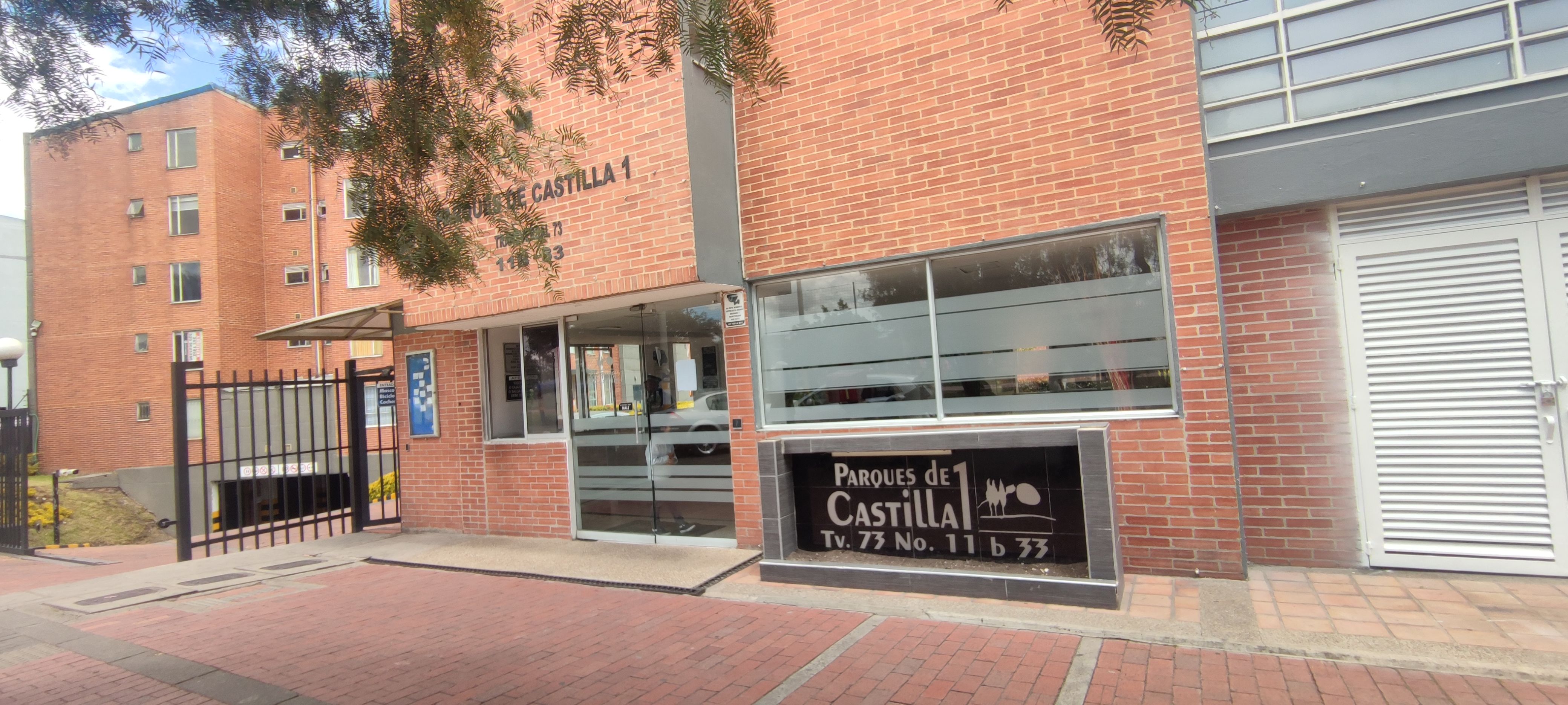 Apartamento en venta Cundinamarca Bogotá Ub Castilla Real 42 m2 Habitaciones 2 Baños 1 Garajes 0 Precio $212000000