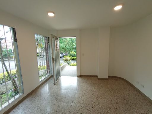 Local en arriendo Antioquia Medellín Simon Bolivar 20 m2 Habitaciones 0 Baños 1 Garajes 0 Precio $1600000