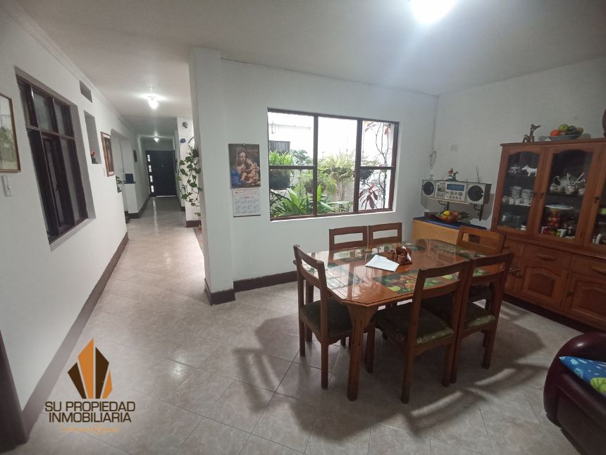 Casa en venta Antioquia Medellín Simon Bolivar 220 m2 Habitaciones 3 Baños 4 Garajes 2 Precio $980000000