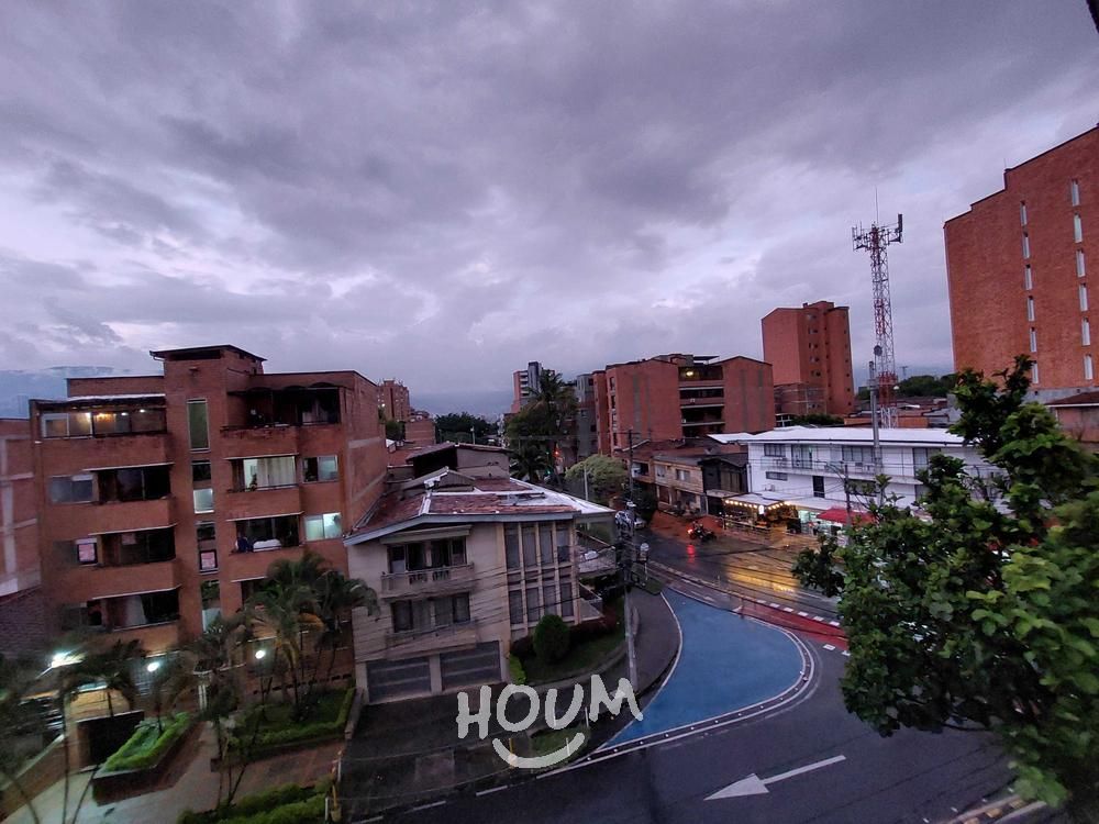 Apartamento en venta Antioquia Medellín La Floresta 60 m2 Habitaciones 2 Baños 2 Garajes 1 Precio $460000000