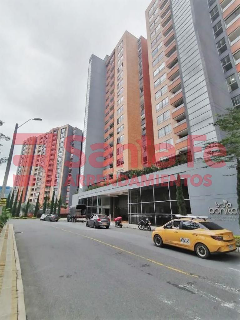 Apartamento en arriendo Antioquia Envigado El Chinguí 130 m2 Habitaciones 2 Baños 2 Garajes 2 Precio $5800000