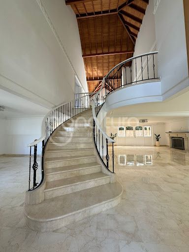 Casa en arriendo Antioquia Medellín La Libertad 500 m2 Habitaciones 3 Baños 3 Garajes 2 Precio $14500000