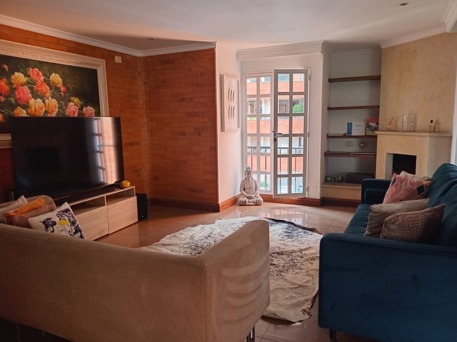 Apartamento en arriendo o venta Antioquia Medellín Doña Maria 300 m2 Habitaciones 4 Baños 5 Garajes 2 Precio venta $1500000000 Precio arriendo $6700000