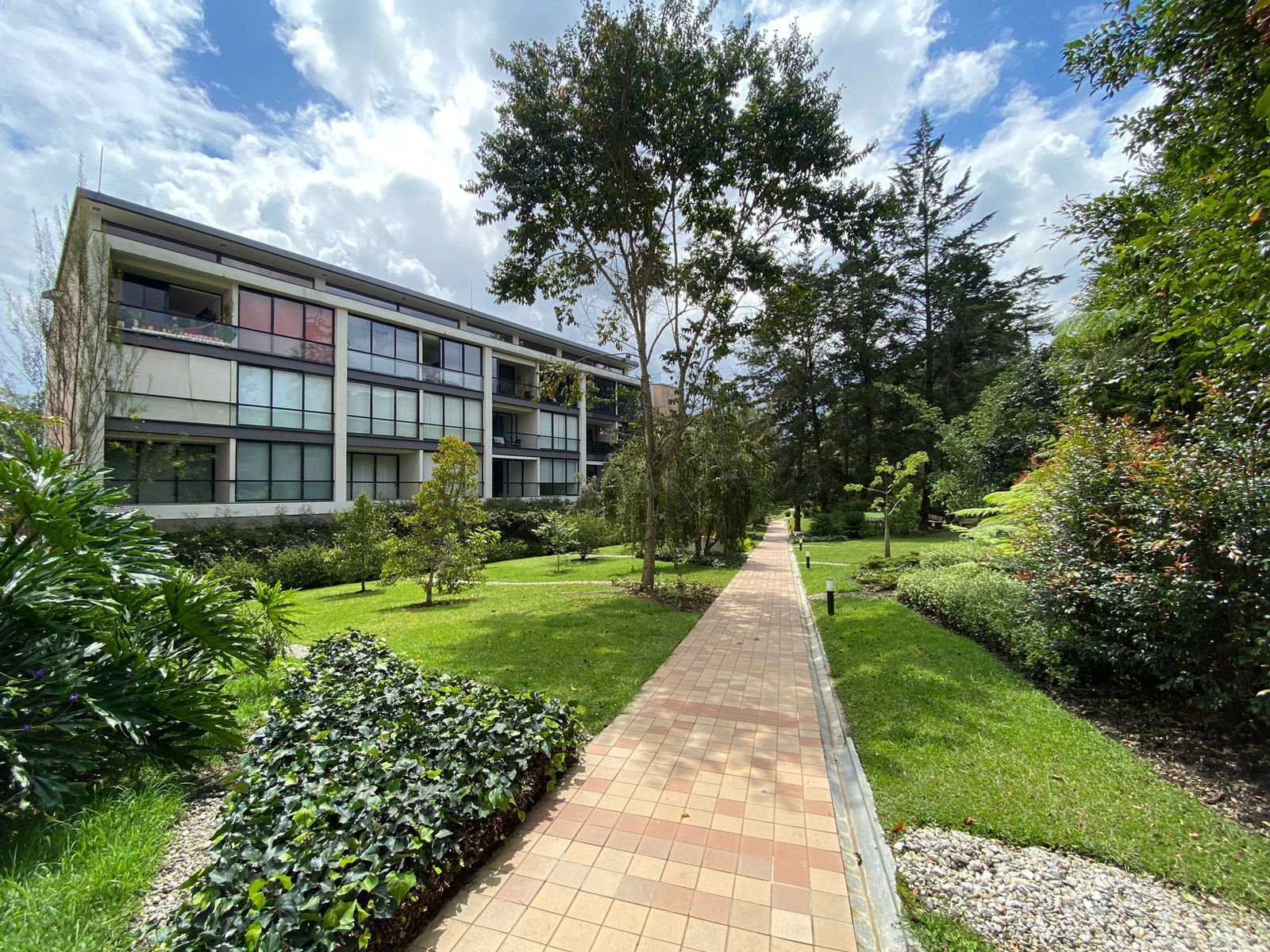 Apartamento en arriendo Antioquia El Retiro El Retiro 66 m2 Habitaciones 1 Baños 2 Garajes 1 Precio $3000000