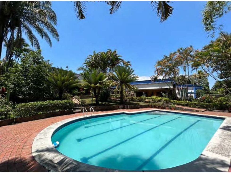 Casa Campestre en venta Cundinamarca La Mesa La Mesa 3429 m2 Habitaciones 9 Baños 7 Garajes 4 Precio $2000000000