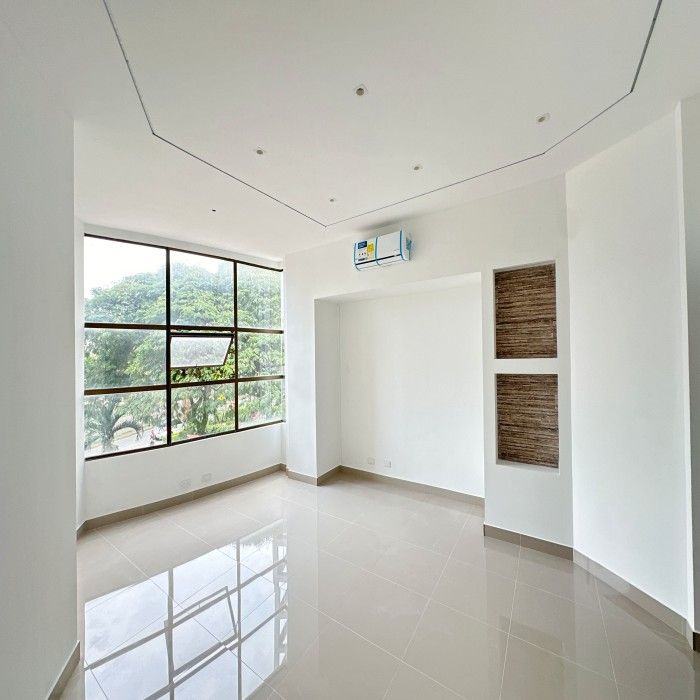 Consultorio en venta Valle Del Cauca Cali Camino Real - Los Fundadores 30 m2 Habitaciones 0 Baños 1 Garajes 1 Precio $210000000