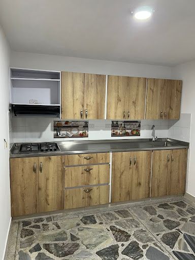Apartamento en arriendo Antioquia Medellín San Bernardo 140 m2 Habitaciones 4 Baños 2 Garajes 1 Precio $3000000