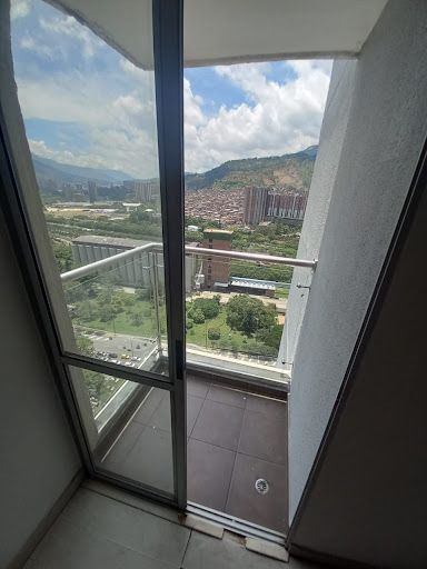 Apartamento en arriendo Antioquia Bello La Madera 79 m2 Habitaciones 3 Baños 2 Garajes 1 Precio $2200000