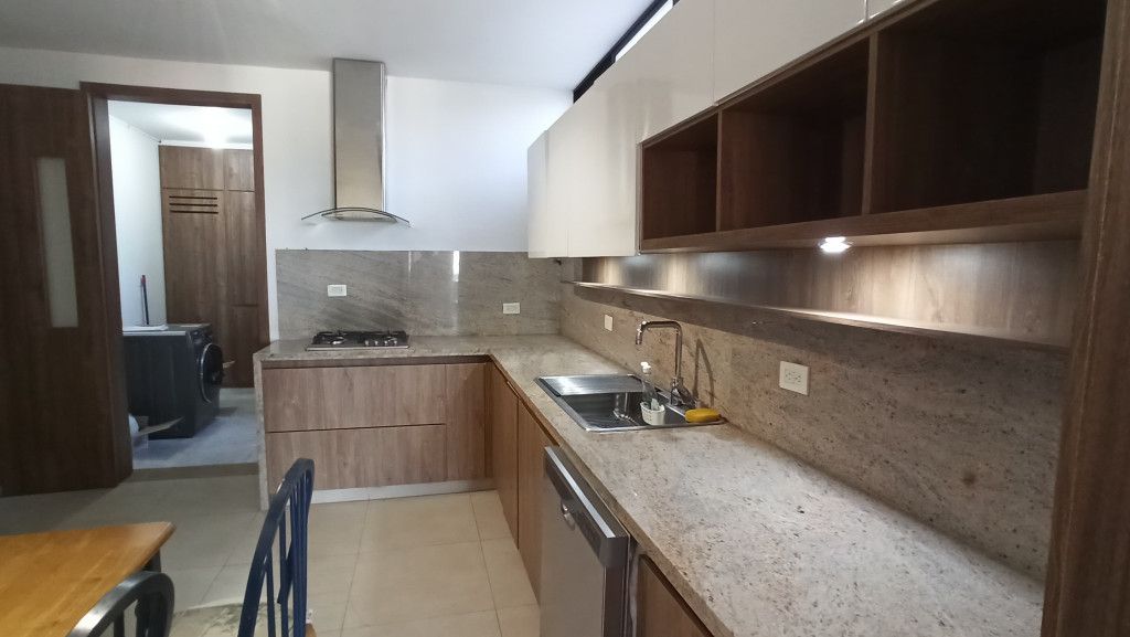 Apartamento en venta Valle Del Cauca Cali Santa Mónica 232 m2 Habitaciones 3 Baños 5 Garajes 2 Precio $850000000