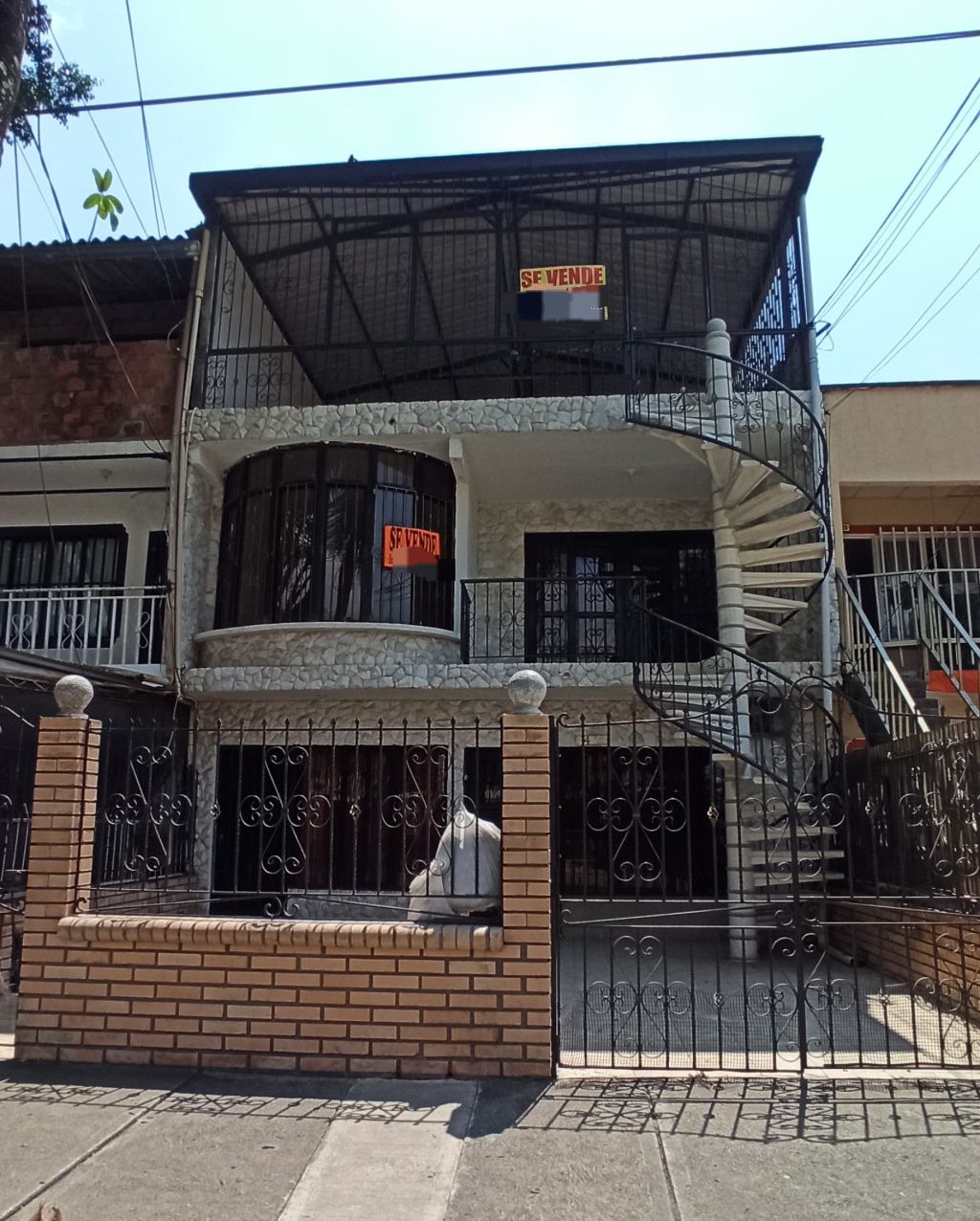 Casa en venta Valle Del Cauca Cali San Carlos 500 m2 Habitaciones 8 Baños 6 Garajes 0 Precio $550000000