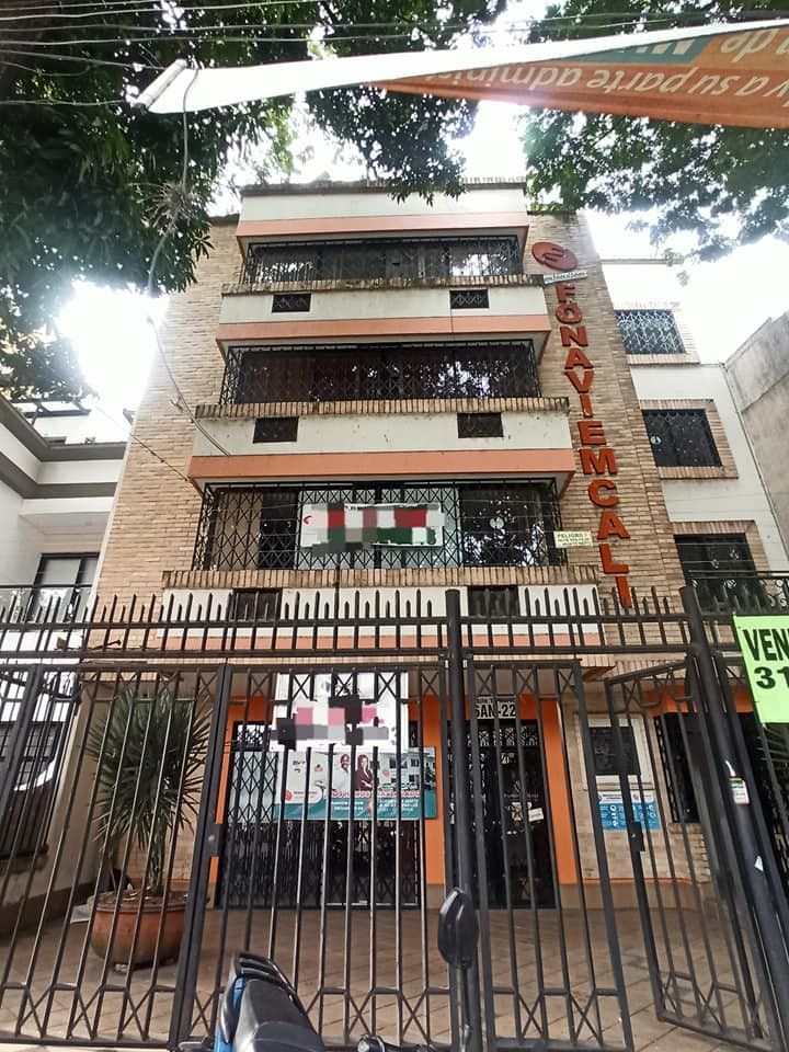 Edificio en arriendo Valle Del Cauca Cali Santa Mónica 664 m2 Habitaciones 0 Baños 9 Garajes 0 Precio $12000000