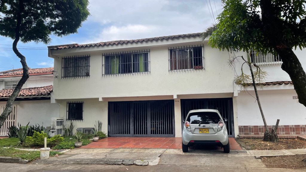Casa en venta Valle Del Cauca Cali Tequendama 334 m2 Habitaciones 7 Baños 6 Garajes 3 Precio $760000000