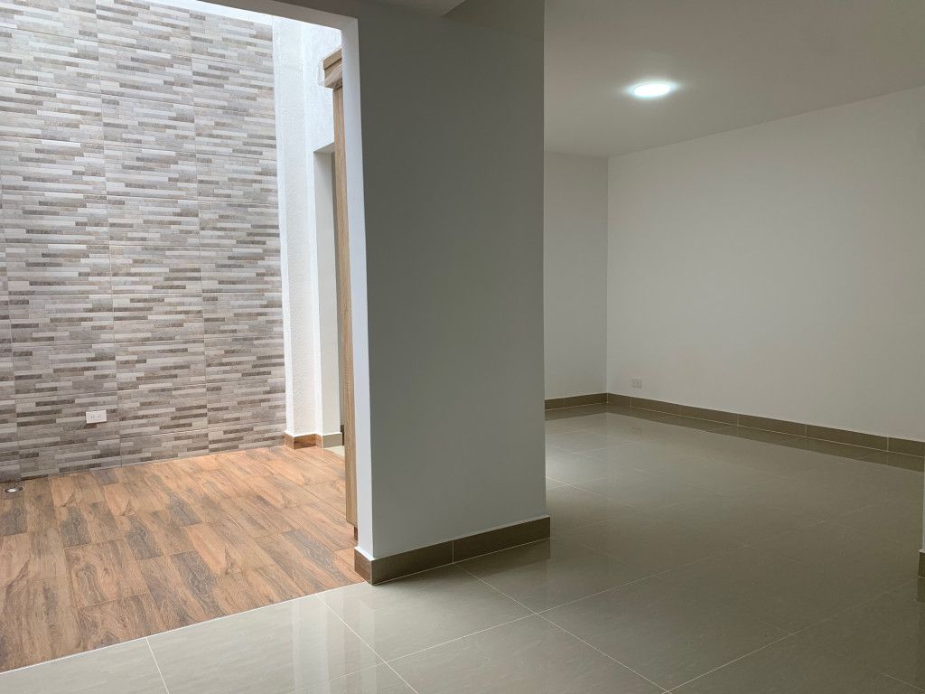 Casa en venta Valle Del Cauca Cali Ciudad Real 135 m2 Habitaciones 4 Baños 3 Garajes 1 Precio $478000000