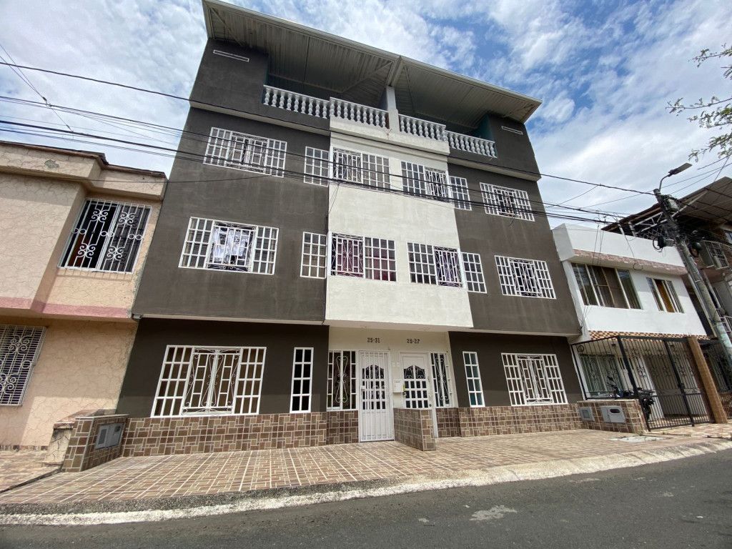 Edificio en venta Valle Del Cauca Palmira Las Americas 342 m2 Habitaciones 8 Baños 4 Garajes 0 Precio $750000000