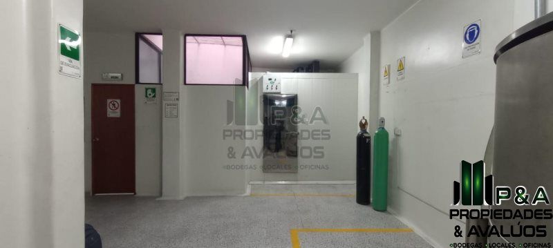Bodega en arriendo Antioquia Medellín Rosales 80 m2 Habitaciones 0 Baños 1 Garajes 0 Precio $2500000