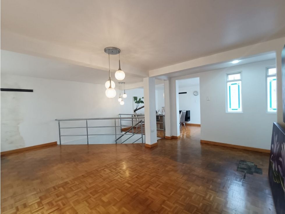 Casa en arriendo Caldas Manizales Estrella 280 m2 Habitaciones 6 Baños 3 Garajes 1 Precio $6500000