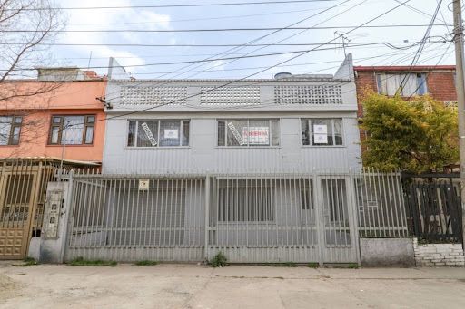 Casa en arriendo Cundinamarca Bogotá Ciudad Berna 225 m2 Habitaciones 8 Baños 4 Garajes 0 Precio $6500000