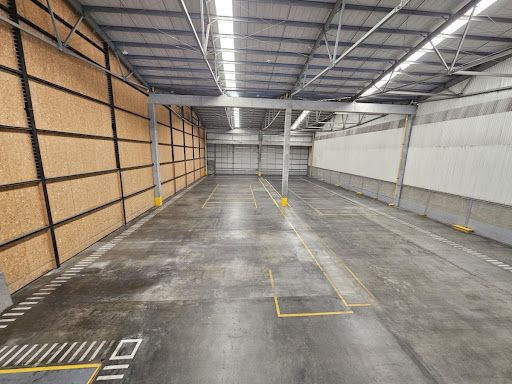 Bodega en arriendo Antioquia Guarne Santo Tomás 3094 m2 Habitaciones 0 Baños 8 Garajes 6 Precio $77000000