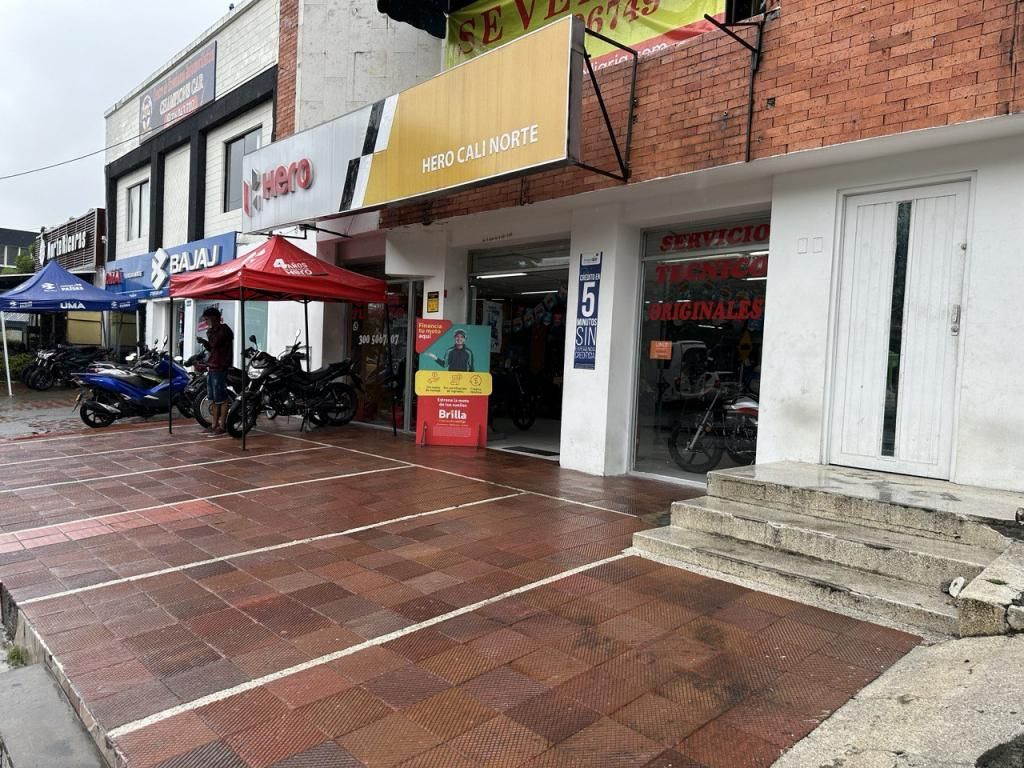 Edificio en venta Valle Del Cauca Cali Vipasa 555 m2 Habitaciones 0 Baños 6 Garajes 3 Precio $1180000000