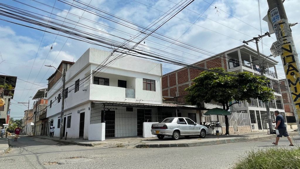 Casa en venta Valle Del Cauca Cali Alfonso López Iii Etapa 290 m2 Habitaciones 6 Baños 4 Garajes 0 Precio $348000000