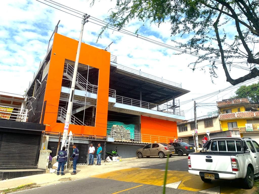 Local en arriendo Valle Del Cauca Cali Sector Patio Bonito 32 m2 Habitaciones 0 Baños 0 Garajes 0 Precio $2900000