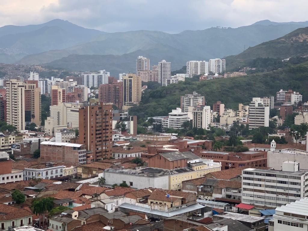 Apartamento en venta Valle Del Cauca Cali Santa Rosa 334 m2 Habitaciones 4 Baños 5 Garajes 0 Precio $1125000000