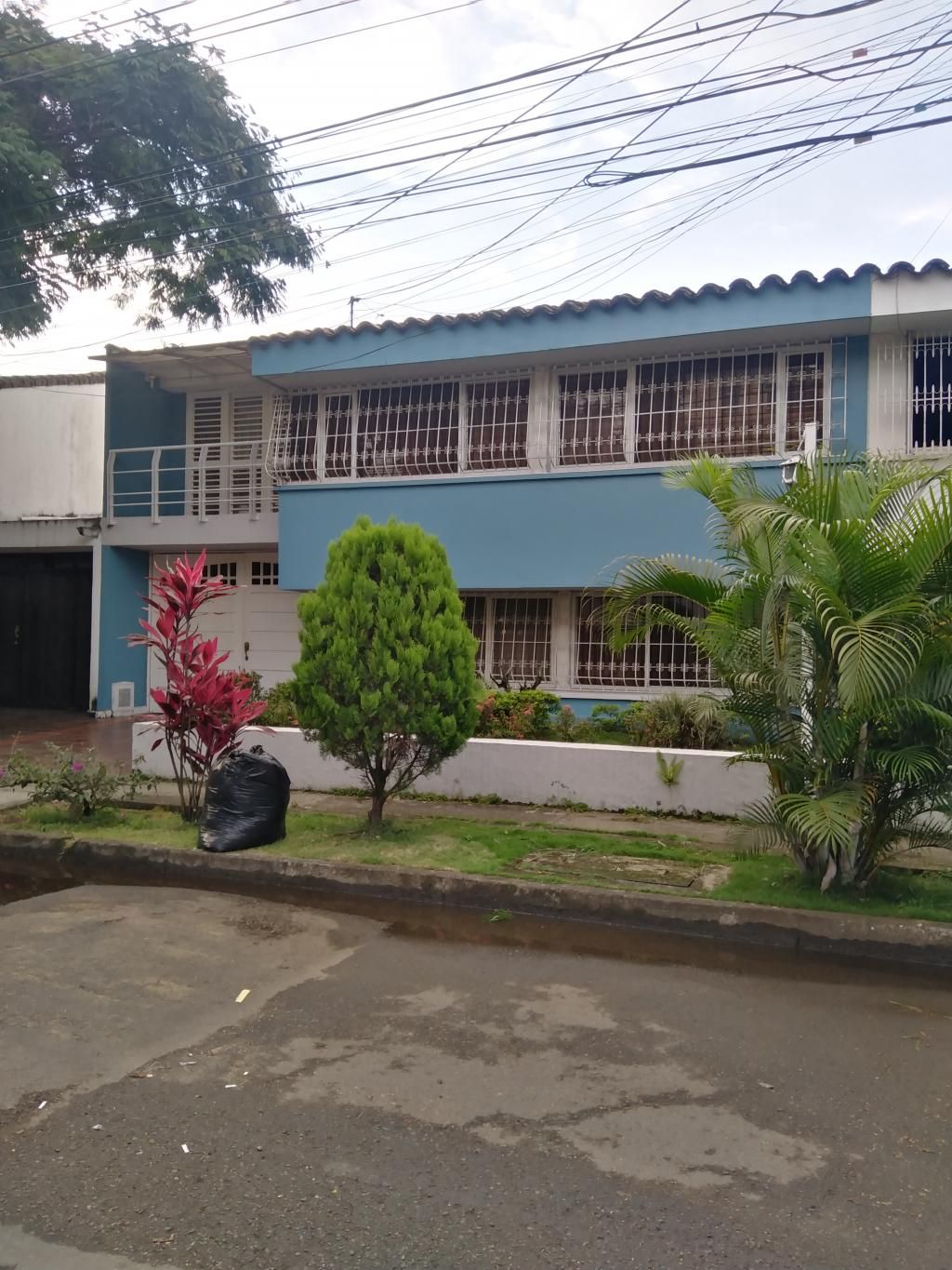 Casa en venta Valle Del Cauca Cali Mayapan Las Vegas 400 m2 Habitaciones 6 Baños 4 Garajes 3 Precio $650000000