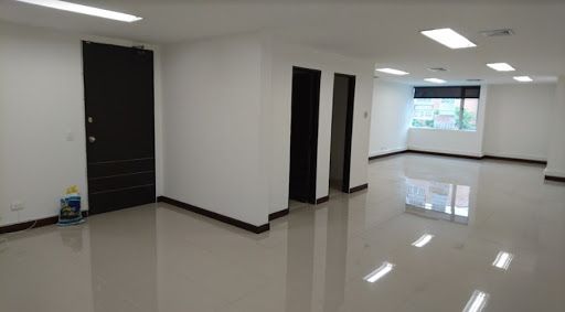 Oficina en venta Antioquia Medellín Aeroparque Juan Pablo Ii 75 m2 Habitaciones 0 Baños 1 Garajes 0 Precio $450000000